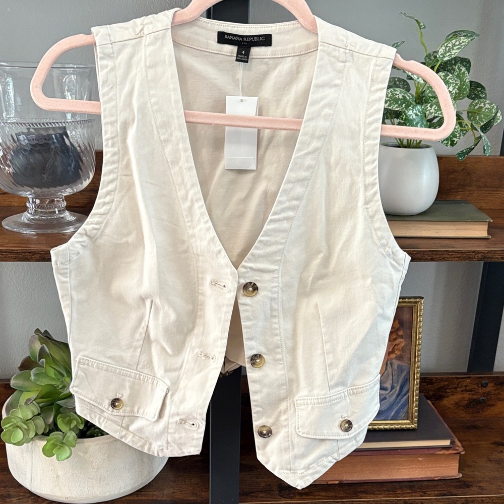 Banana Republic Cream Cotton Button Vest